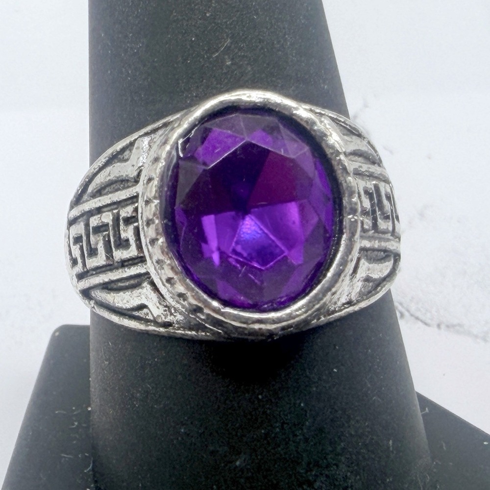 Purple Glass Faceted Silver Tone Ring Size 9.75 Greek Key Signet Style Retro